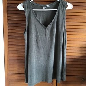 Linen tank army green worn twice